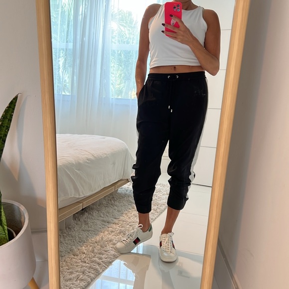 MICHAEL KORS black jogger with contrast - Picture 3 of 11